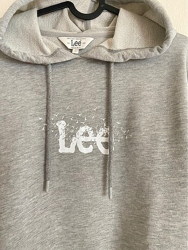 Lee Lee Sweatshirt