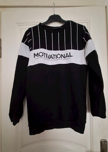 Siyah Baskılı Kadın Sweatshirt