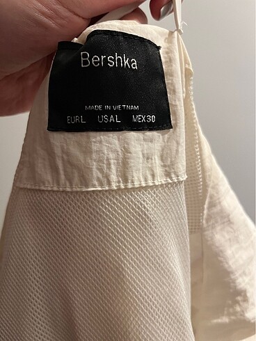 l Beden beyaz Renk BERSHKA CEKET