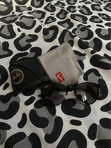 RayBan orjinal Güneş gözlüğü