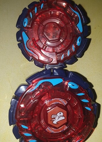 Beden Electro Dark Bull Beyblade sesli ve ışıklı 2 adet
