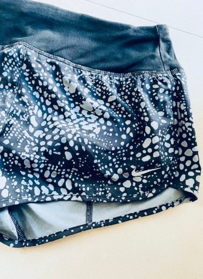 NİKE Dry-Fit Koşu Şortu (Orjinal) - Görsel 2