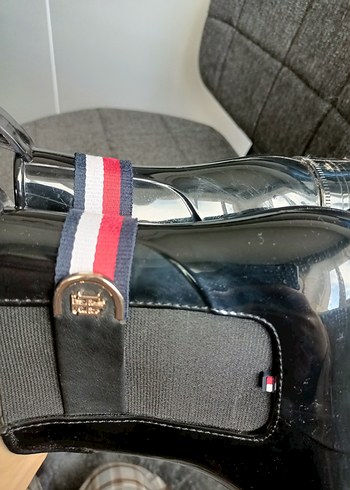 Siyah Rugan Tokalı Kadın Bot Tommy hilfiger orjinaldir - Görsel 5