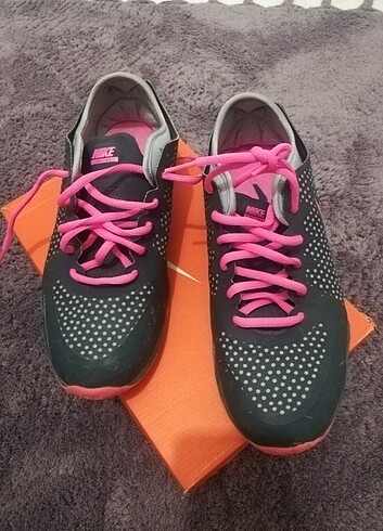 40 Beden pembe Renk Nike Kadın ayakkabı 