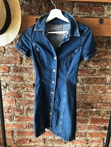 Denim elbise