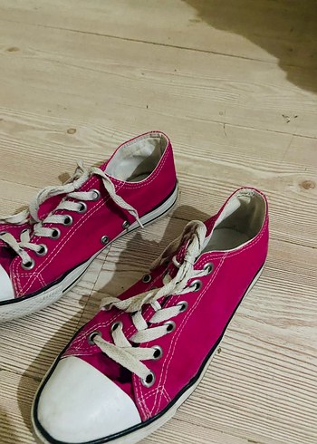 Converse Pembe Bağcıklı Kadın Spor Ayakkabı 38