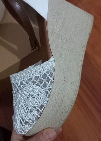 Beyaz Dantel Detaylı Kadın Dolgu Topuk Espadril - Görsel 3