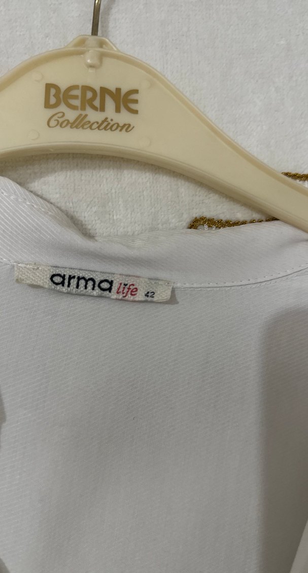 Uzun Kollu Beyaz Keten Kadın Gömlek - Görsel 5