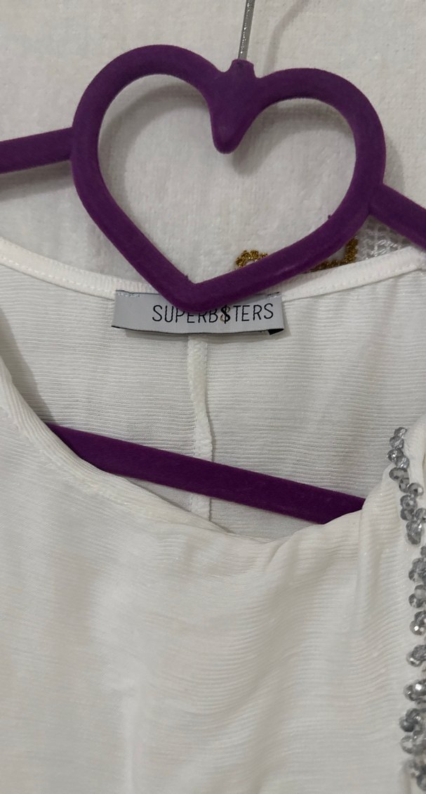 Crop taşlı dekolteli tişört - Görsel 4