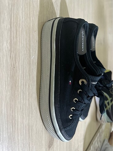 39 Beden Tommy Hilfiger Sneakers