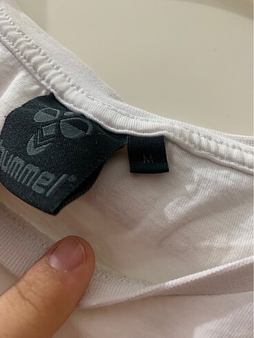 m Beden Hummel