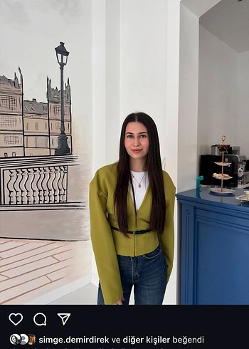 Zara Zara belde oturan kemerli ceket