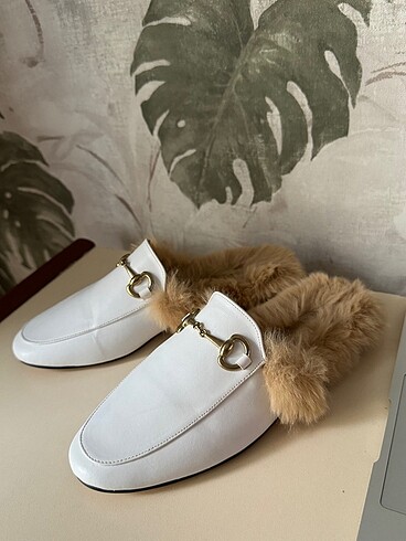 Gucci Tüylü Terlik