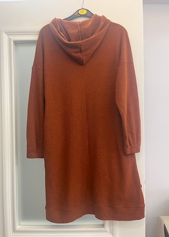 Kahverengi Kapüşonlu Triko Midi Elbise - Görsel 2