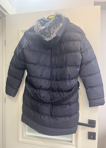 Siyah Kemer Detaylı Midi Kışlık Kadın Mont - Görsel 3