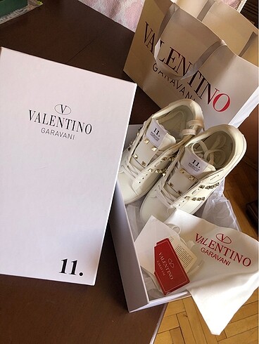 Valentino Valentino Garavani
