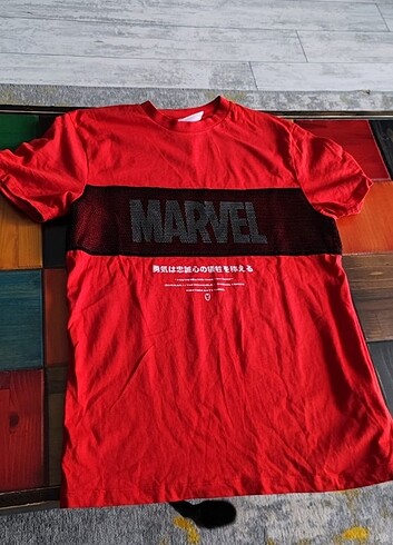 Marvel t-shirt 