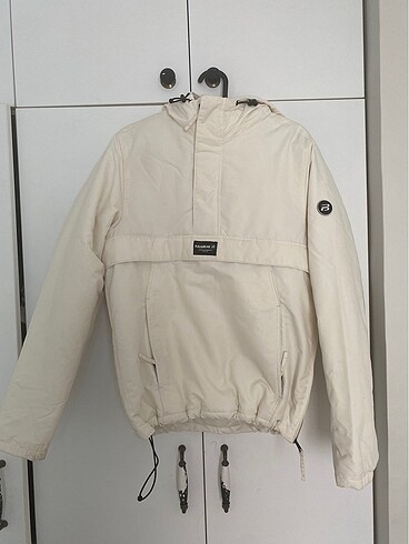 PULL&BEAR mont