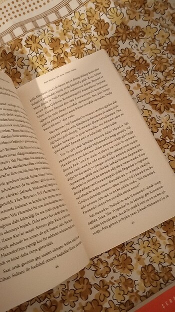 Çeşitli 4 kitap. 1 kez okundular, yenidir. İstediginiz kitaba il