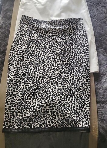 biri sateen marka diğeri lovely