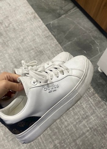 Guess Beyaz Platform Topuklu Spor Ayakkabı
