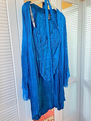 Body suit ve sabahlık