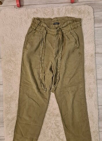 Stradivarius Pantolon