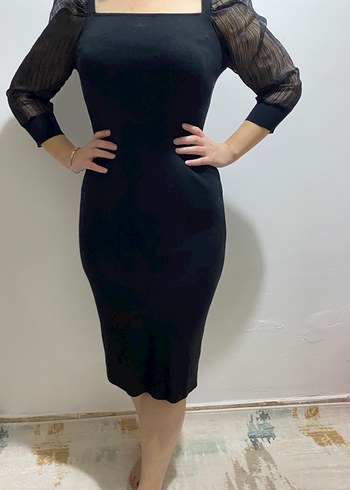 Siyah V Yaka Piliseli Kadın Kalem Elbise - Görsel 3