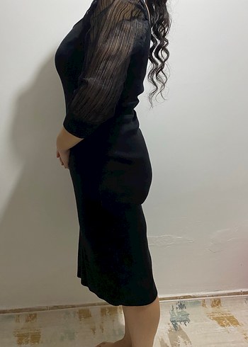 Siyah V Yaka Piliseli Kadın Kalem Elbise - Görsel 2