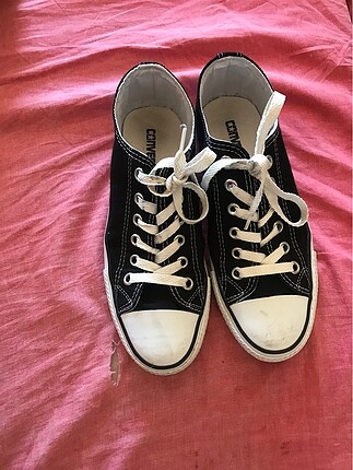 Siyah converse