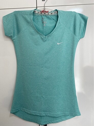 Nike spor tişört
