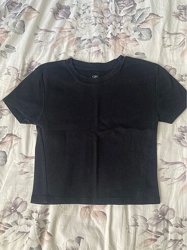 SİYAH CROP
