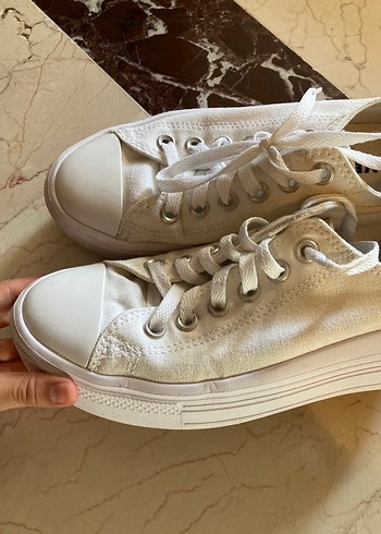 38 Beden Beyaz Converse
