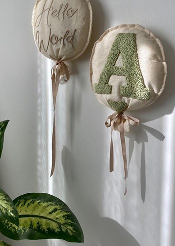 Nakışlı Bej Pastel Balon Yastık
