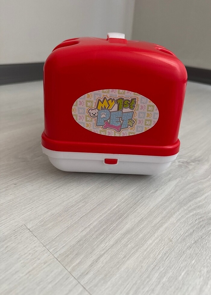 Çantalı ve kemikli köpekçik - Görsel 5