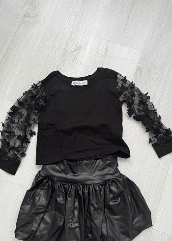 Zara Siyah Deri Goth Etek ve Zara bluz - Görsel 3