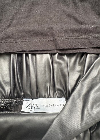 Zara Siyah Deri Goth Etek ve Zara bluz - Görsel 5