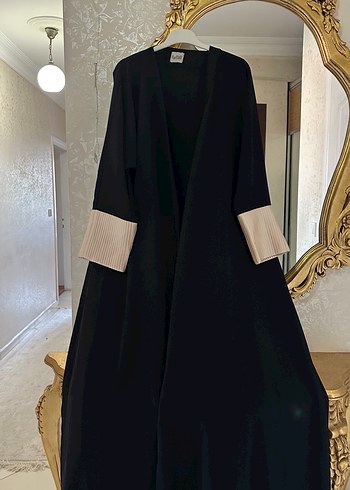 Seçil Abaya Ghisa Tugba Eser Armine