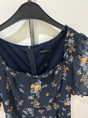 40 Beden çeşitli Renk Trendyol Milla Elbise