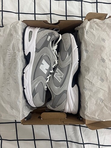 NEW BALANCE 530 gri