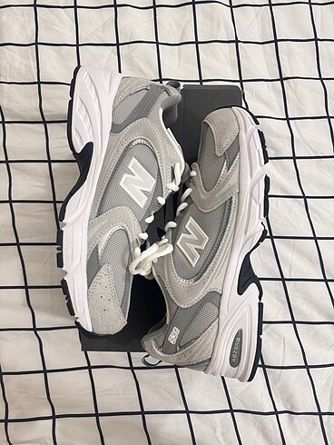 39,5 Beden gri Renk NEW BALANCE 530 gri