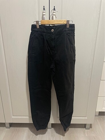 Bershka Pantolon