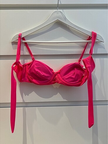 38 Beden Pembe Bikini Üstü- Hiç Giyilmemis