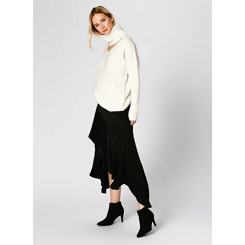 İpekyol asimetrik boho etek