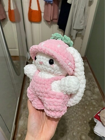 strawberry baby bunny ?????
