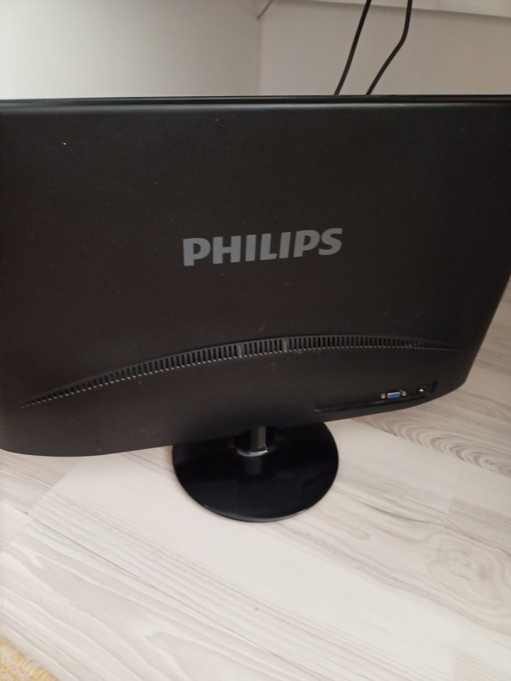 Philips Siyah Bilgisayar Monitörü - Görsel 2