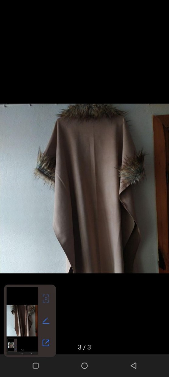 Kürk Detaylı Bej Kadın Uzun Kaban - Görsel 2