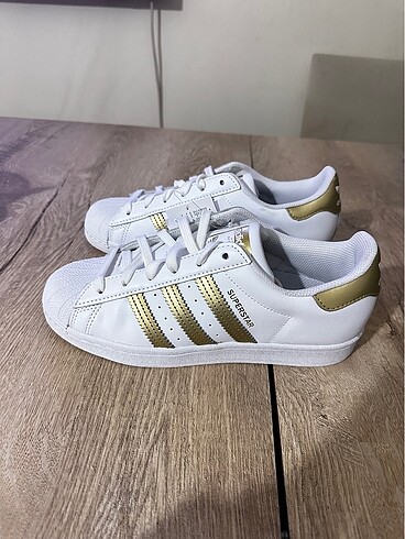 Adidas Beyaz Gold 38 numara Süperstar Ayakkabı