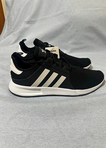 Adidas Siyah Beyaz Erkek Spor Ayakkabı