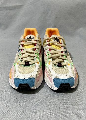 38 Beden adidas astir 38 numara Kadın Spor Ayakkabısı